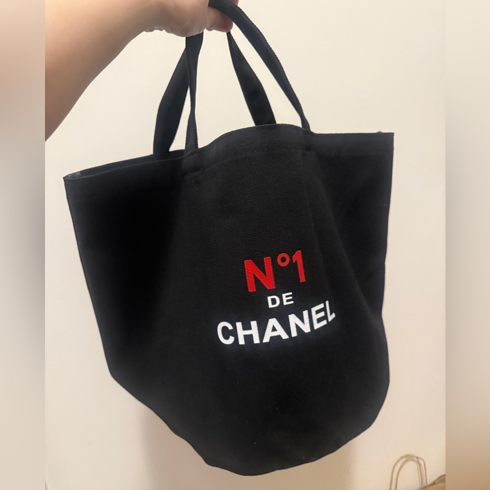 CHANEL Tote Bag
